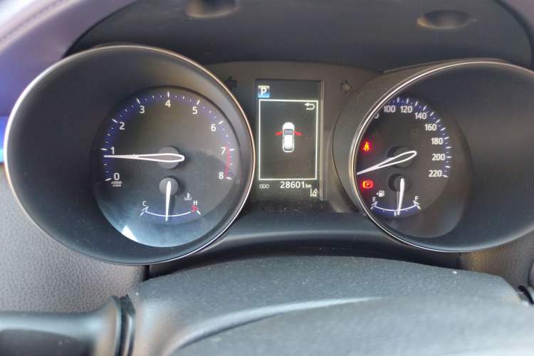 Used Toyota IZOA 2018 2.0L Yichi Edition China V Standard Odometer Close Up