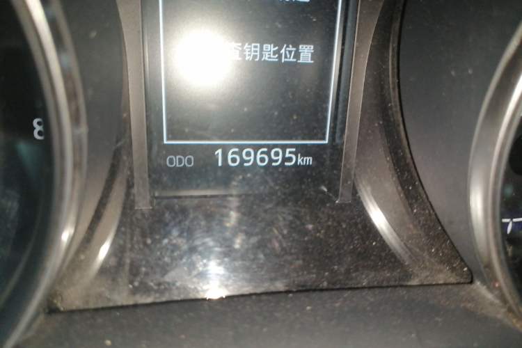 Used Toyota IZOA 2018 2.0L Yichi Edition China V Standard Odometer Close Up