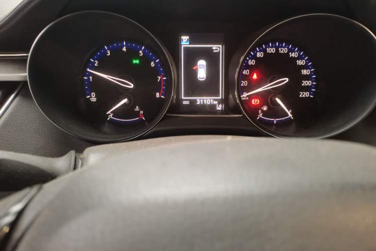 Used Toyota IZOA 2018 2.0L Yidong Version China V Standard Odometer Close Up