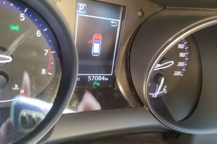 Used Toyota IZOA 2018 2.0L Yichi Version China VI Standard Odometer Close Up