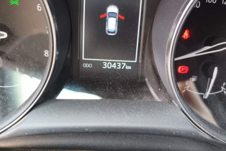 Used Toyota IZOA 2018 2.0L Yichi Version China VI Standard Odometer Close Up