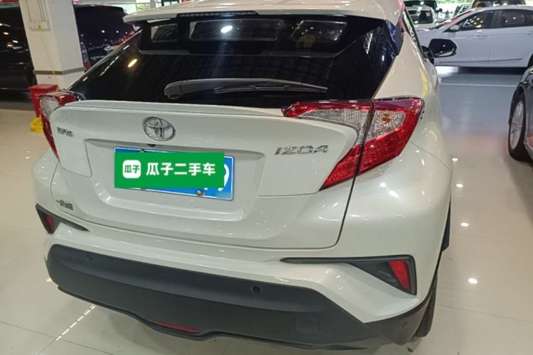 Used Toyota IZOA 2018 2.0L Yichi Version China VI Standard Rear