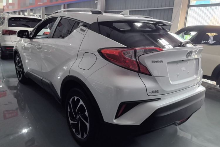 Used Toyota IZOA 2018 2.0L Yichi Edition China V Standard Rear Left 45 Deg