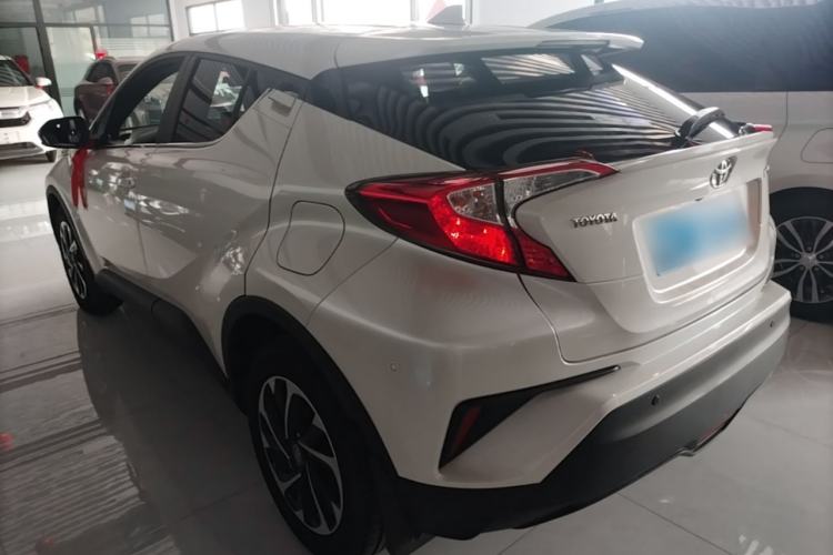 Used Toyota IZOA 2018 2.0L Yichi Edition China V Standard Rear Left 45 Deg