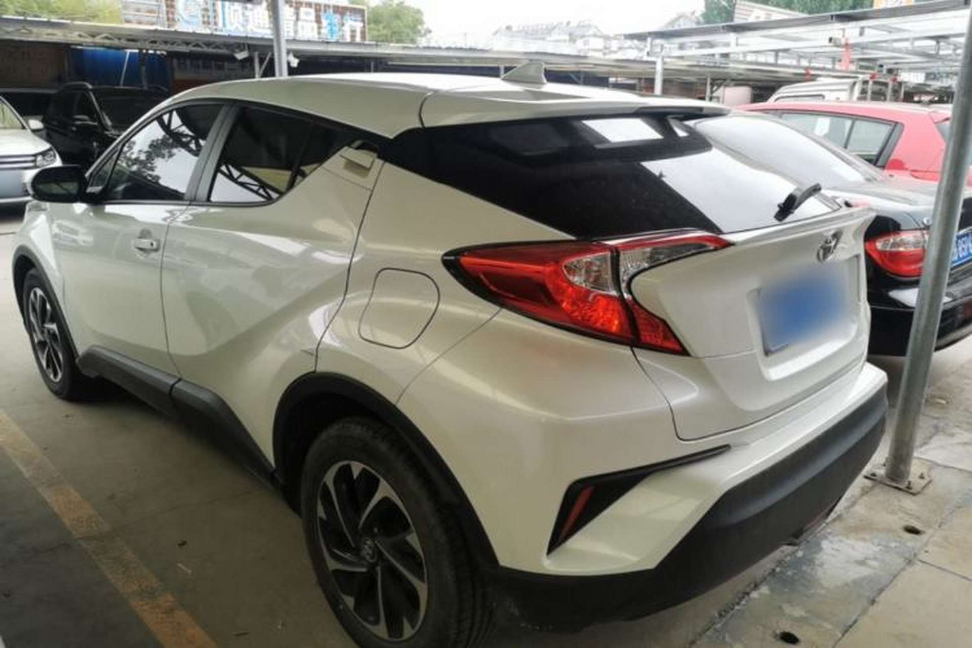 Used Toyota IZOA 2018 2.0L Yichi Edition China V Standard Rear Left 45 Deg