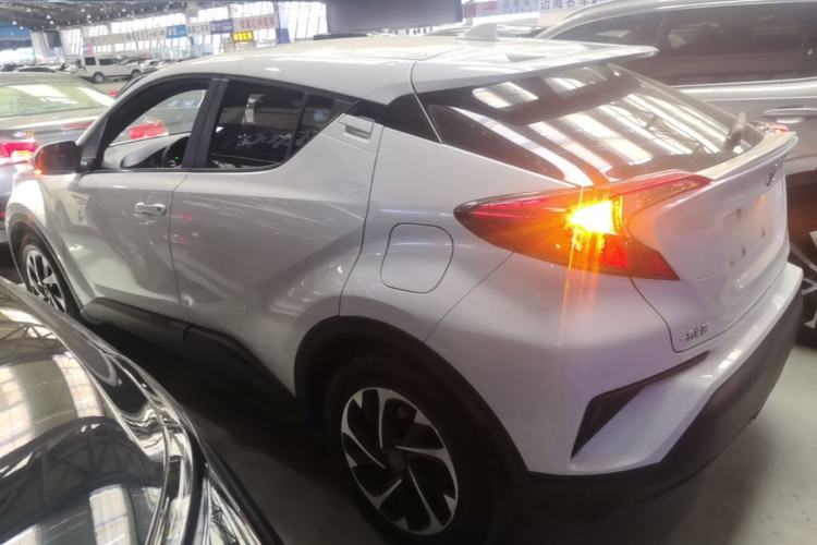 Used Toyota IZOA 2018 2.0L Yichi Version China VI Standard Rear Left 45 Deg