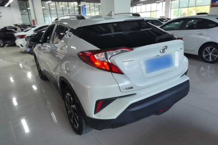 Used Toyota IZOA 2018 2.0L Yichi Edition China V Standard Rear Left 45 Deg