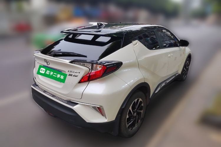 Used Toyota IZOA 2018 2.0L Yichi Edition China V Standard Rear Right 45 Deg