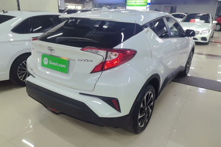 Used Toyota IZOA 2018 2.0L Yichi Edition China V Standard Rear Right 45 Deg