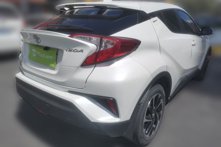 Used Toyota IZOA 2018 2.0L Yixuan Sunroof Version China VI Standard Rear Right 45 Deg
