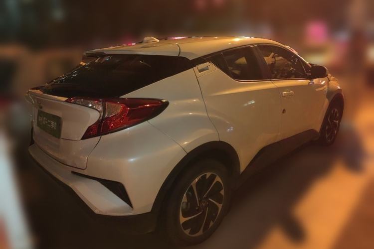 Used Toyota IZOA 2018 2.0L Yichi Version China VI Standard Rear Right 45 Deg