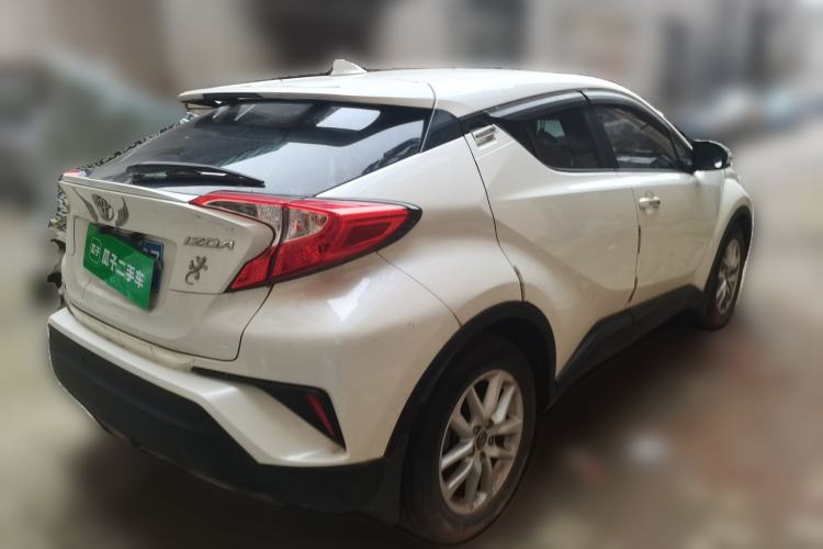 Used Toyota IZOA 2018 2.0L Yidong Version China V Standard Rear Right 45 Deg