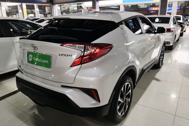 Used Toyota IZOA 2018 2.0L Yichi Version China VI Standard Rear Right 45 Deg