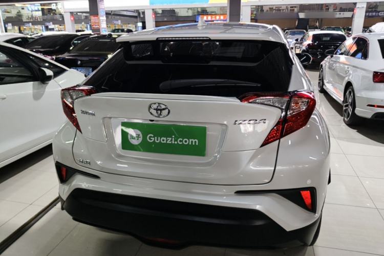 Used Toyota IZOA 2018 2.0L Yichi Version China VI Standard Rear
