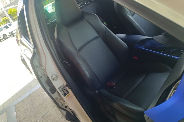 Used Toyota IZOA 2018 2.0L Yichi Version China VI Standard Right Front Seat