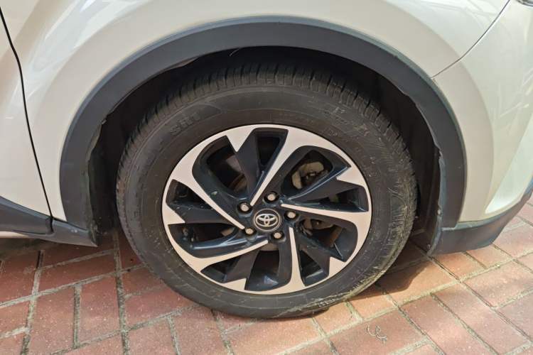 Used Toyota IZOA 2018 2.0L Yichi Edition China V Standard Right Front Wheel Hub