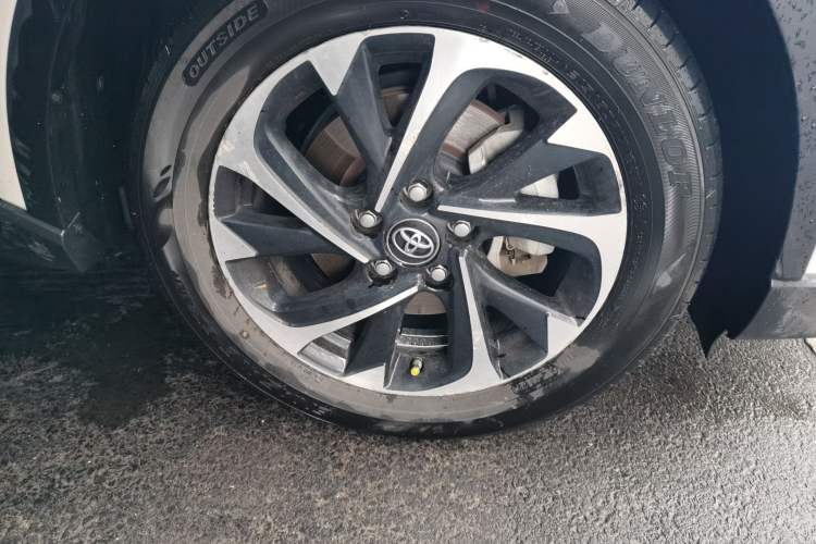 Used Toyota IZOA 2018 2.0L Yichi Edition China V Standard Right Front Wheel Hub
