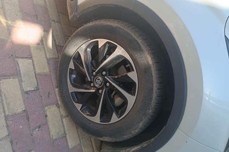 Used Toyota IZOA 2018 2.0L Yichi Edition China V Standard Right Front Wheel Hub
