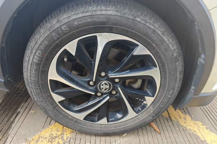 Used Toyota IZOA 2018 2.0L Yichi Edition China V Standard Right Front Wheel Hub