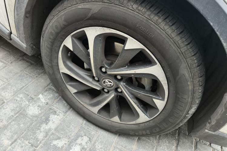 Used Toyota IZOA 2018 2.0L Yichi Edition China V Standard Right Front Wheel Hub