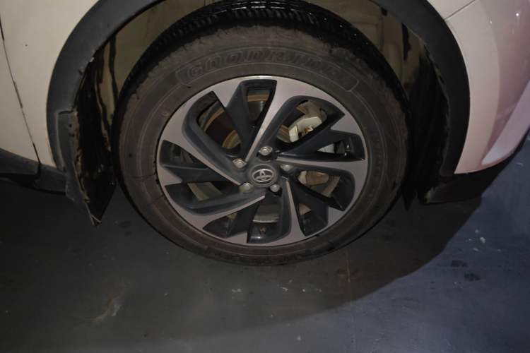 Used Toyota IZOA 2018 2.0L Yichi Edition China V Standard Right Front Wheel Hub