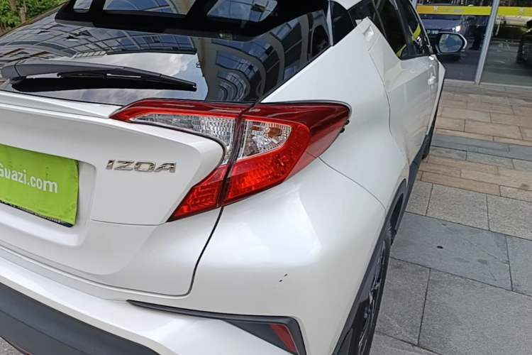 Used Toyota IZOA 2018 2.0L Yichi Edition China V Standard Right Rear Taillight