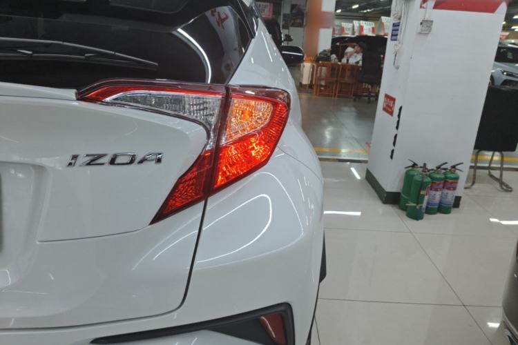 Used Toyota IZOA 2018 2.0L Yichi Version China VI Standard Right Rear Taillight