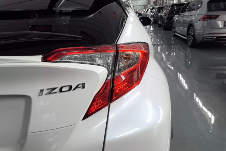 Used Toyota IZOA 2018 2.0L Yichi Edition China V Standard Right Rear Taillight