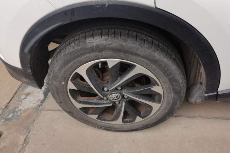Used Toyota IZOA 2018 2.0L Yichi Edition China V Standard Right Rear Wheel Hub