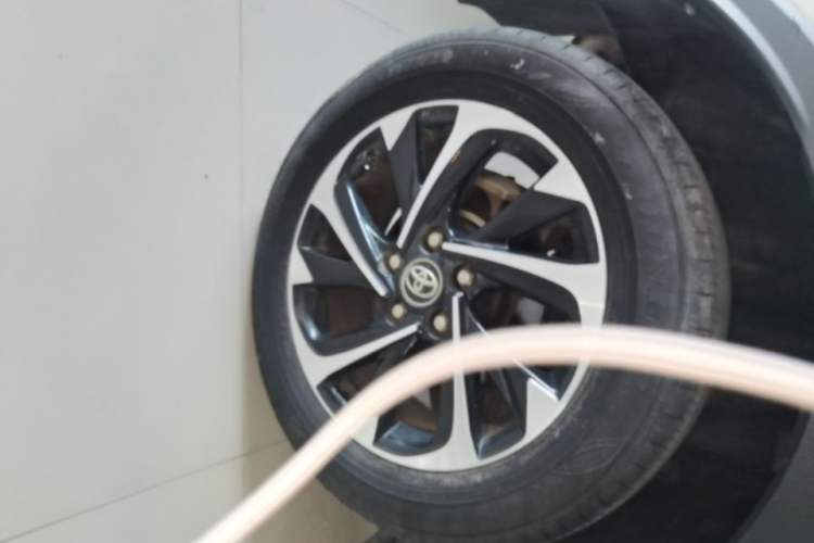 Used Toyota IZOA 2018 2.0L Yichi Edition China V Standard Right Rear Wheel Hub