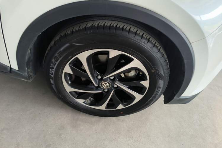 Used Toyota IZOA 2018 2.0L Yichi Edition China V Standard Right Rear Wheel Hub