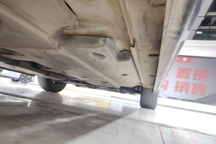 Used Toyota IZOA 2018 2.0L Yichi Version China VI Standard Right Side Sill