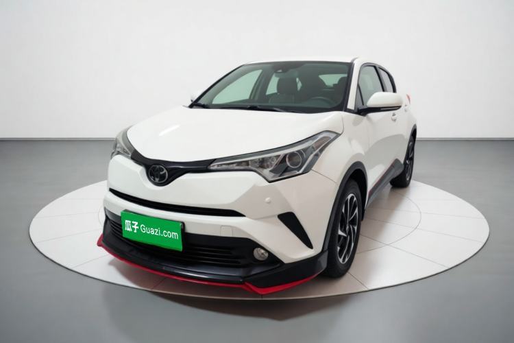 Toyota IZOA 2018 2.0L Yichi Version China VI Standard مستعملة Guazi used car, China used car export, Used car for sale, Used  cars, Cheapest cars for sale