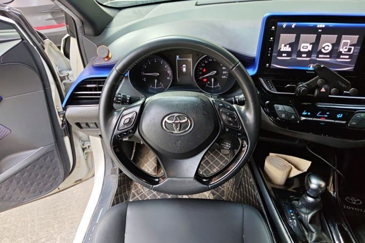 Used Toyota IZOA 2018 2.0L Yichi Edition China V Standard Steering Wheel