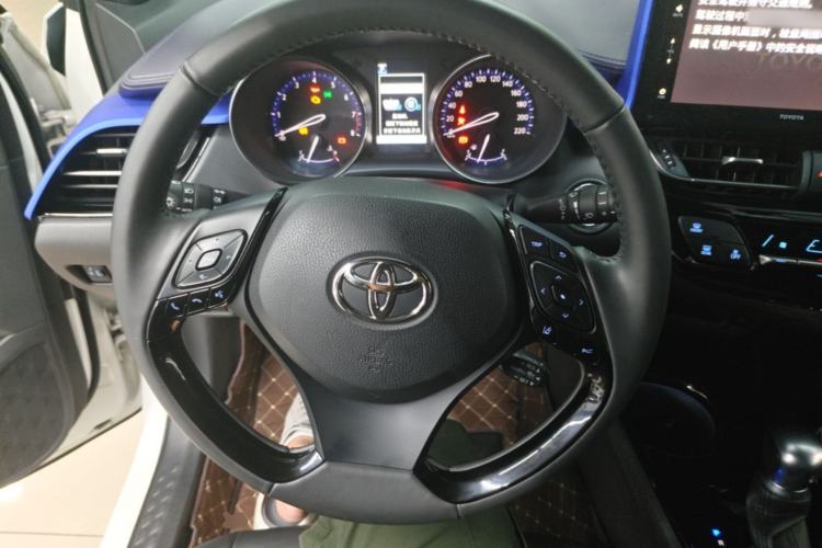Used Toyota IZOA 2018 2.0L Yichi Version China VI Standard Steering Wheel