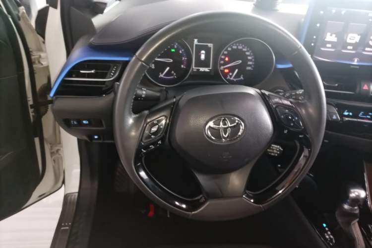 Used Toyota IZOA 2018 2.0L Yichi Edition China V Standard Steering Wheel