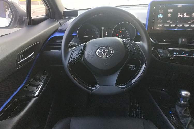 Used Toyota IZOA 2018 2.0L Yichi Edition China V Standard Steering Wheel