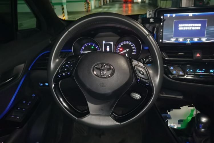 Used Toyota IZOA 2018 2.0L Yichi Version China VI Standard Steering Wheel