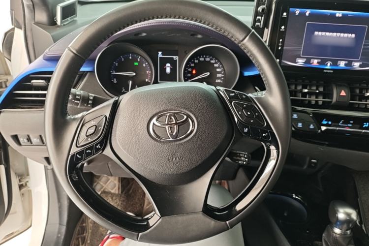Used Toyota IZOA 2018 2.0L Yichi Version China VI Standard Steering Wheel
