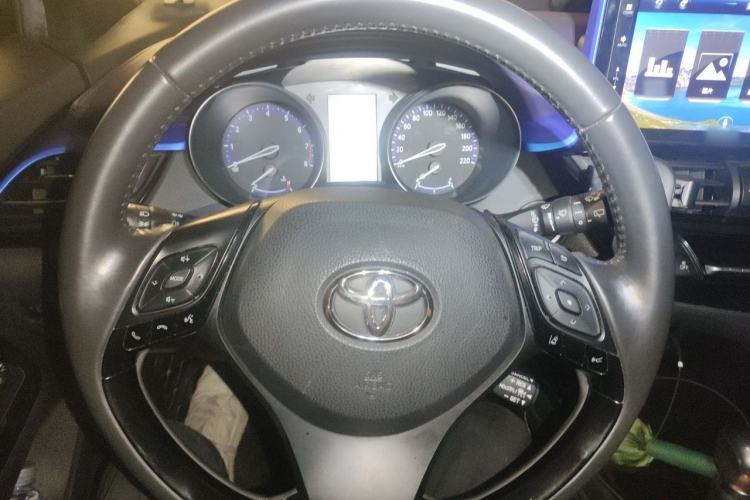 Used Toyota IZOA 2018 2.0L Yichi Edition China V Standard Steering Wheel