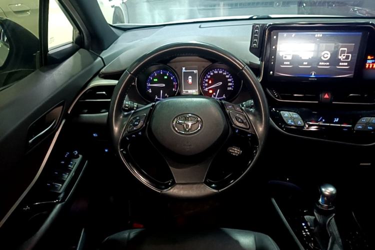 Used Toyota IZOA 2018 2.0L Yixuan Version China V Standard Steering Wheel
