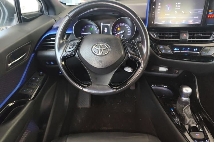 Used Toyota IZOA 2018 2.0L Yichi Version China VI Standard Steering Wheel