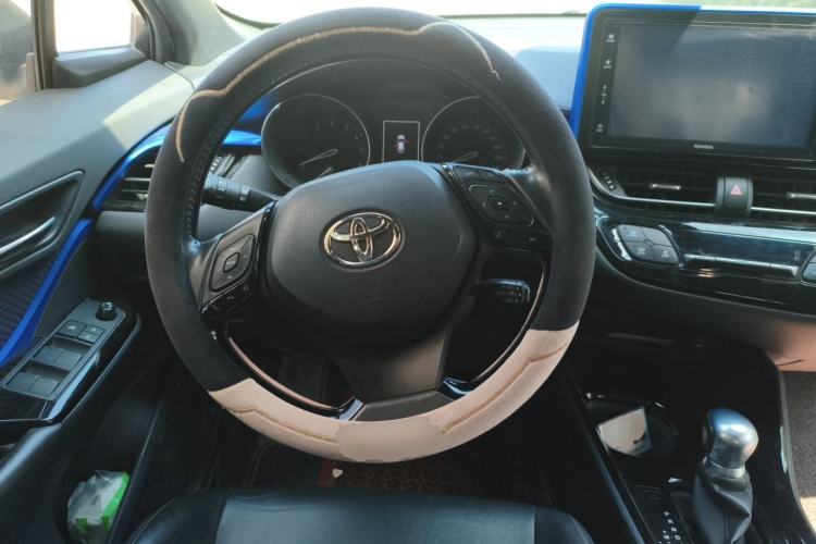 Used Toyota IZOA 2018 2.0L Yichi Version China VI Standard Steering Wheel