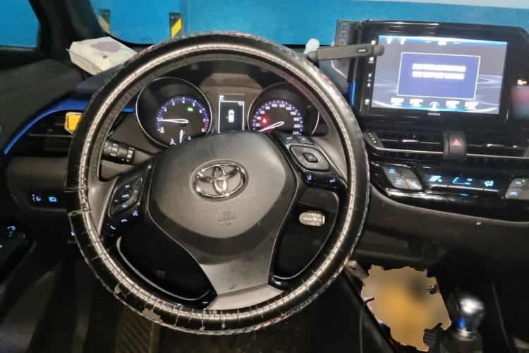 Used Toyota IZOA 2018 2.0L Yixuan Version China VI Standard Steering Wheel