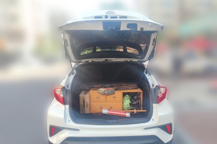 Used Toyota IZOA 2018 2.0L Yidong Version China V Standard Trunk