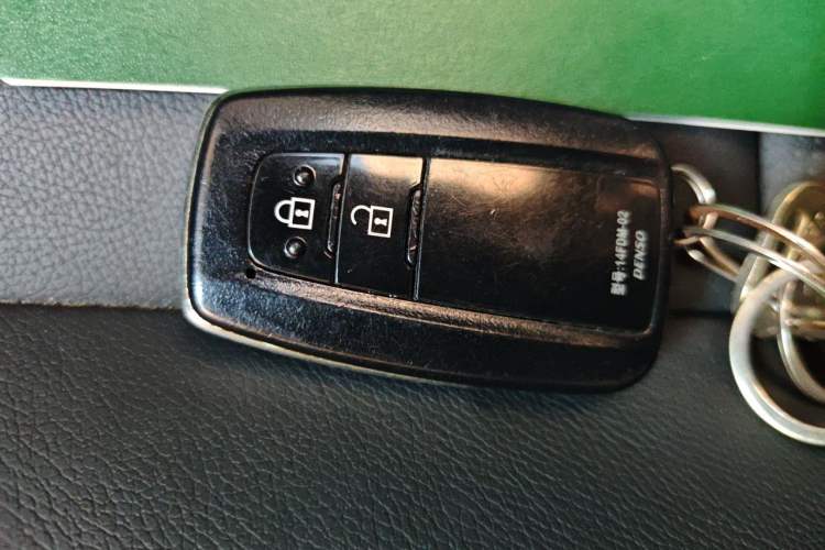 Used Toyota IZOA 2018 2.0L Yichi Edition China V Standard Vehicle Key