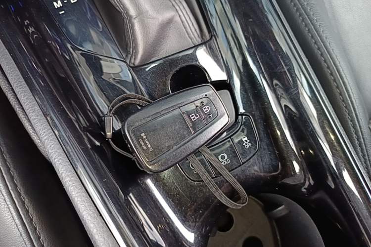 Used Toyota IZOA 2018 2.0L Yichi Edition China V Standard Vehicle Key