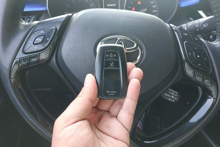 Used Toyota IZOA 2018 2.0L Yichi Edition China V Standard Vehicle Key