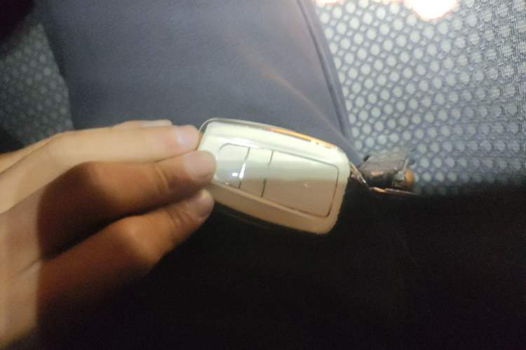 Used Toyota IZOA 2018 2.0L Yichi Edition China V Standard Vehicle Key