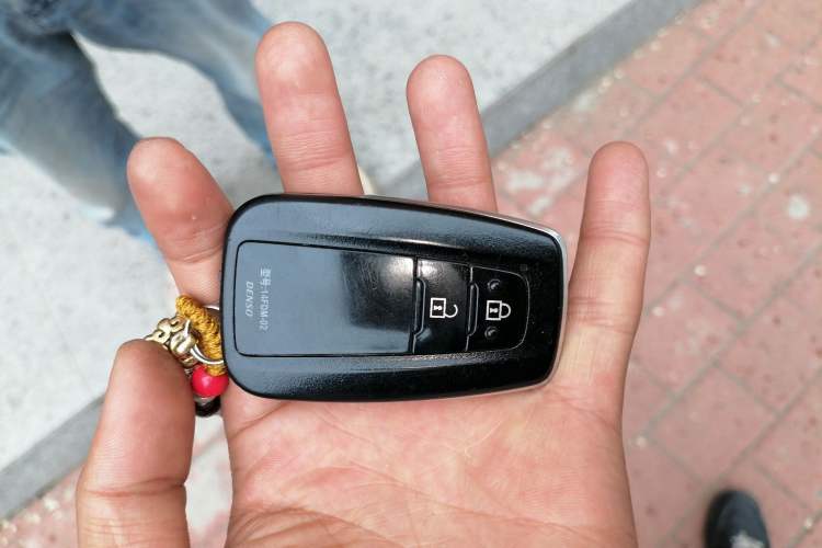 Used Toyota IZOA 2018 2.0L Yichi Edition China V Standard Vehicle Key